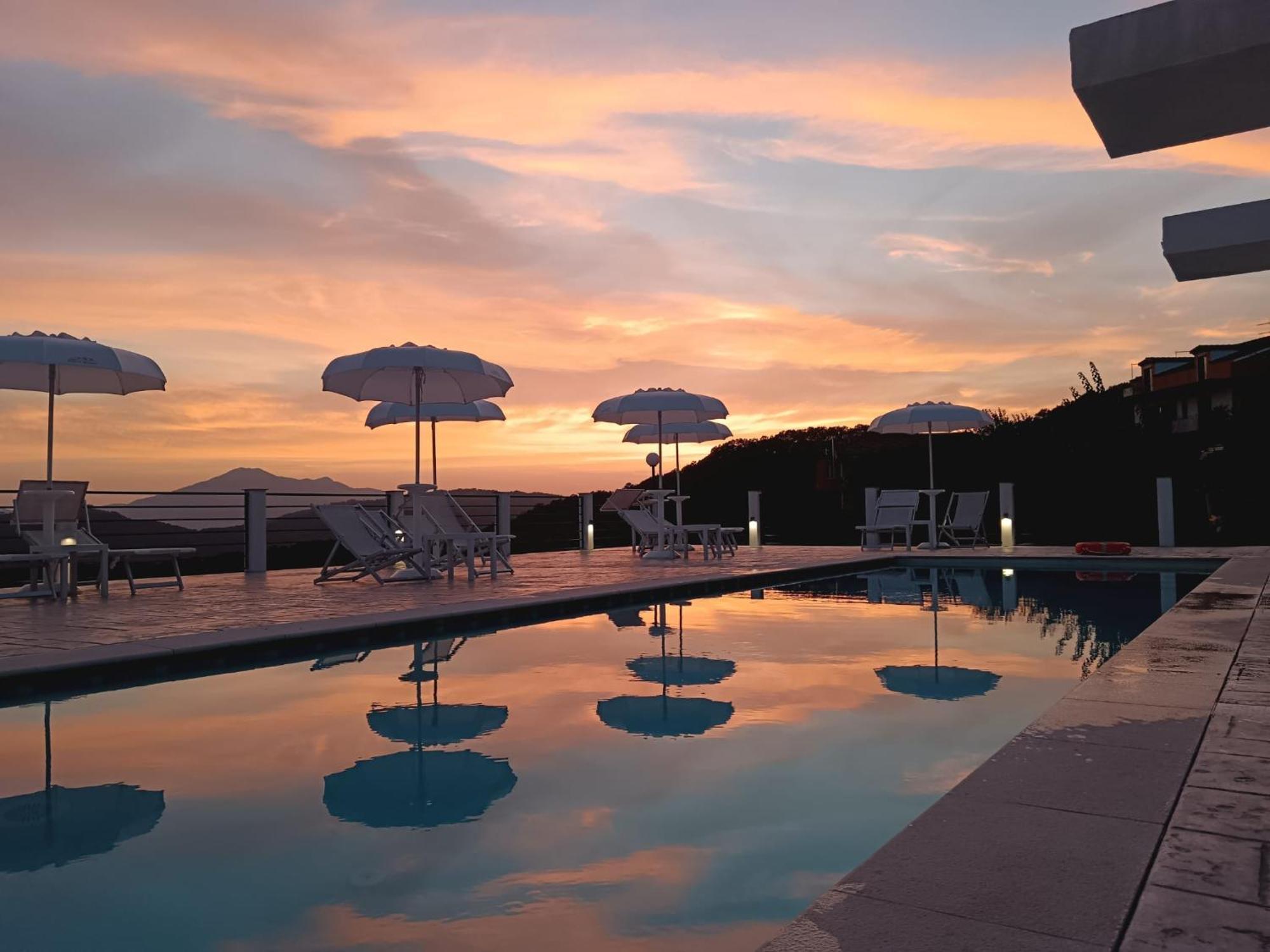 Tenuta Vallina - Golfo Di Policastro Tortorella Eksteriør billede